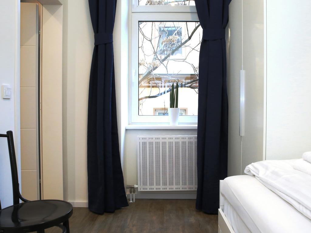 Flatprovider Comfort Eduard Apartment - Contactless Check In Вена Номер фото