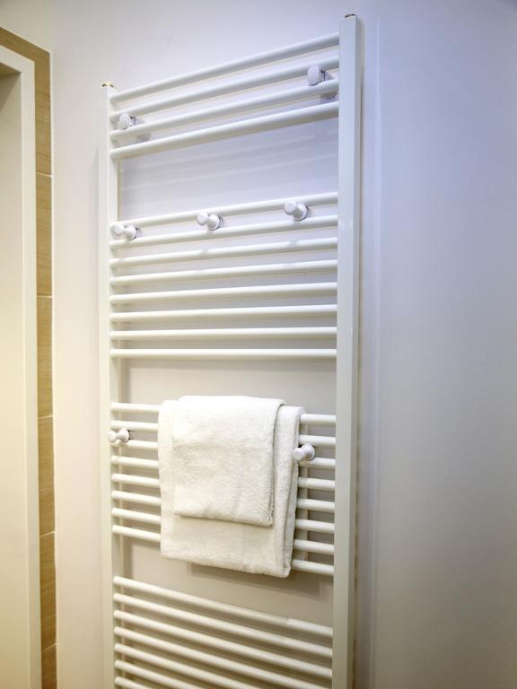 Flatprovider Comfort Eduard Apartment - Contactless Check In Вена Номер фото